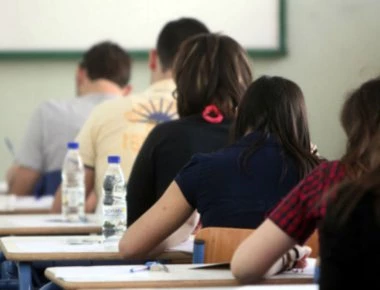 Σοκαριστικά τα στοιχεία από την έκθεση του ΟΟΣΑ -99 στους 100 μαθητές πηγαίνουν φροντιστήριο